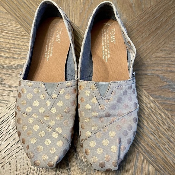 TOMS Classic Polka Dot Grey Flats with Metallic Rose Gold - Picture 5 of 8